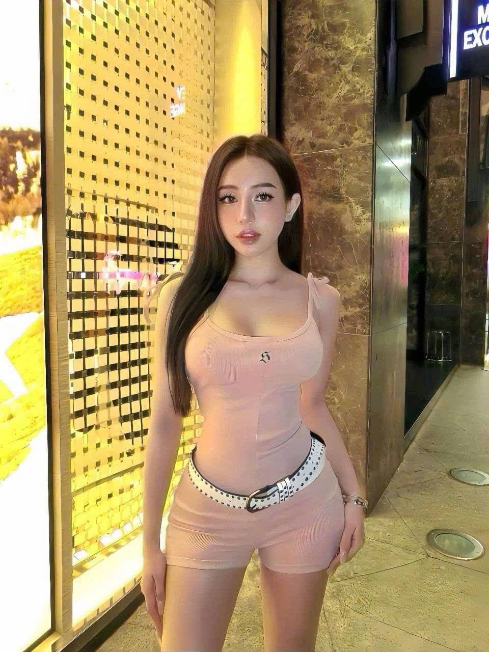 ๐ ๐น100%FOTO OGGI NUOVA RAGAZZA ORIENTALE.SEXY BELLA โ
POMPI โ foto 2 di 3