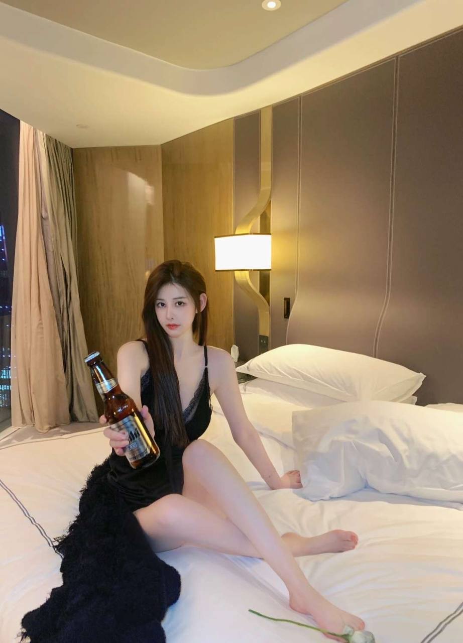 ๐๐๐orientale affascinante๐ giovane sexy bella ๐ la tua โ foto 2 di 2