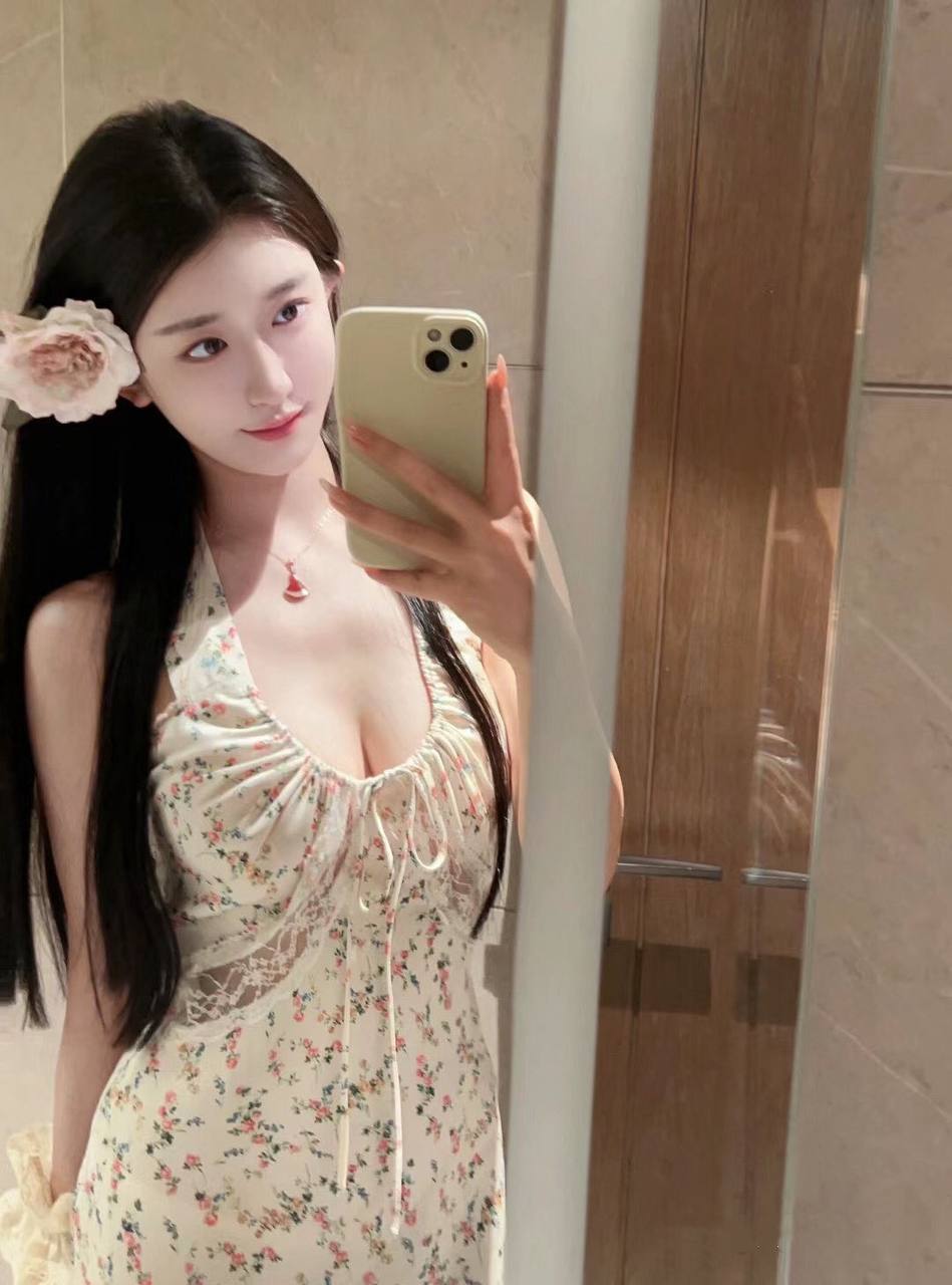 πUDINEππ
...NUOVA RAGAZZA ..VERO COMPLETO, UN BEL 69 CON C