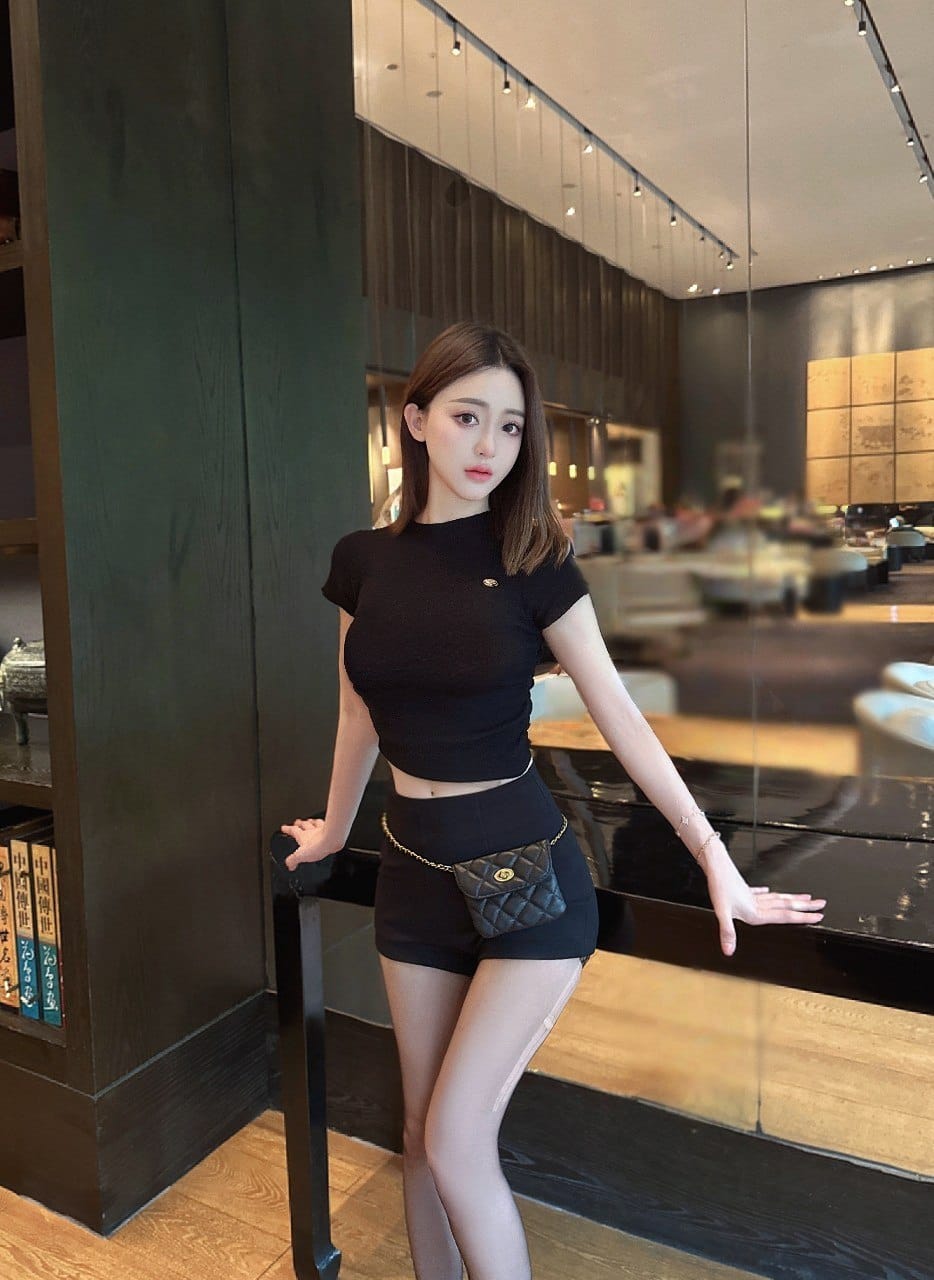 Nuova🍷 ragazze orientale troietta.Tutti i miei buchi sarann — foto 3 di 3